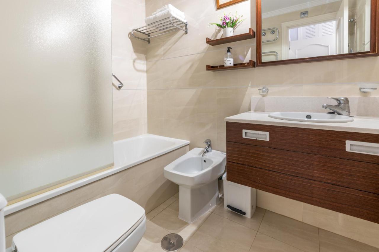 דירות מיחאס 2 Habs Buena Terraza Con Bbq - Wifi, Piscina מראה חיצוני תמונה