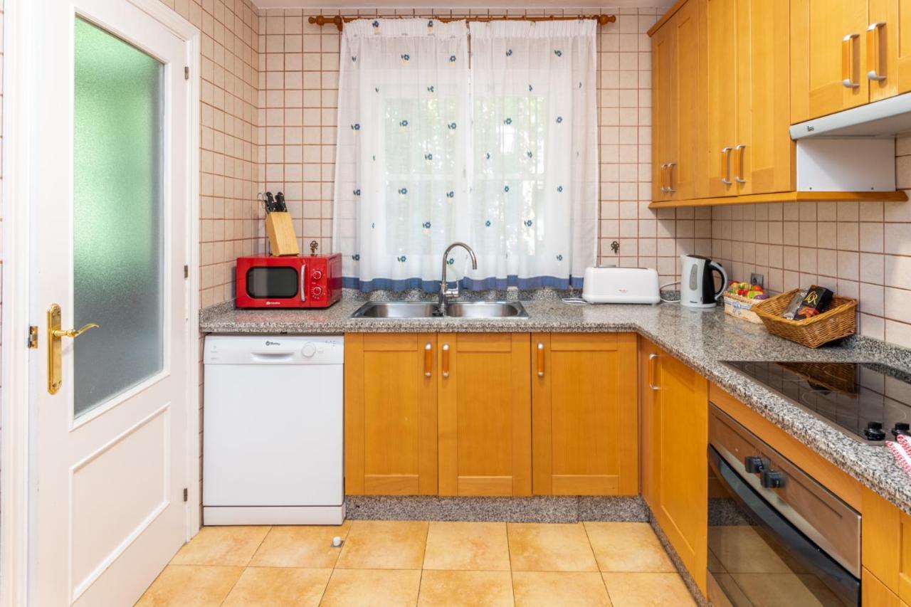 דירות מיחאס 2 Habs Buena Terraza Con Bbq - Wifi, Piscina מראה חיצוני תמונה